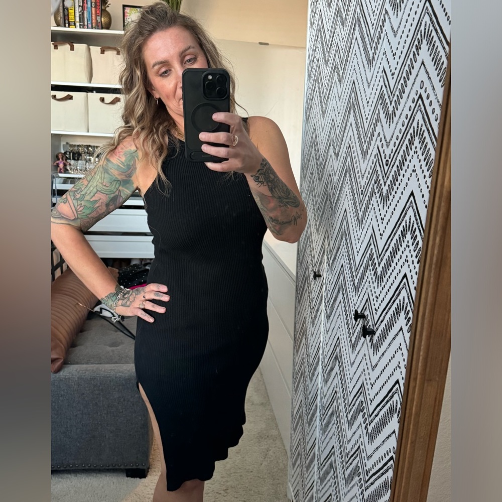 Lush Ribbed Midi Dress - Picture 1 of 4